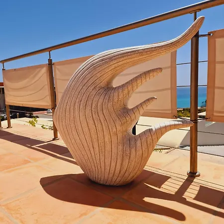 Hébergement de vacances Flora, Mit Eigenem Pool Und Meerblick *